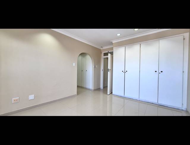 3 BEDROOM DUPLEX RENTED IN ESSENWOOD